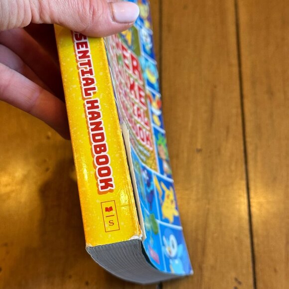 Pokemon Super Deluxe Essential Handbook Need To Know Stats Facts On Characters - Picture 3 of 10